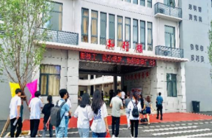 校园开放日如约而至，莘莘学子“粽”意东新技工